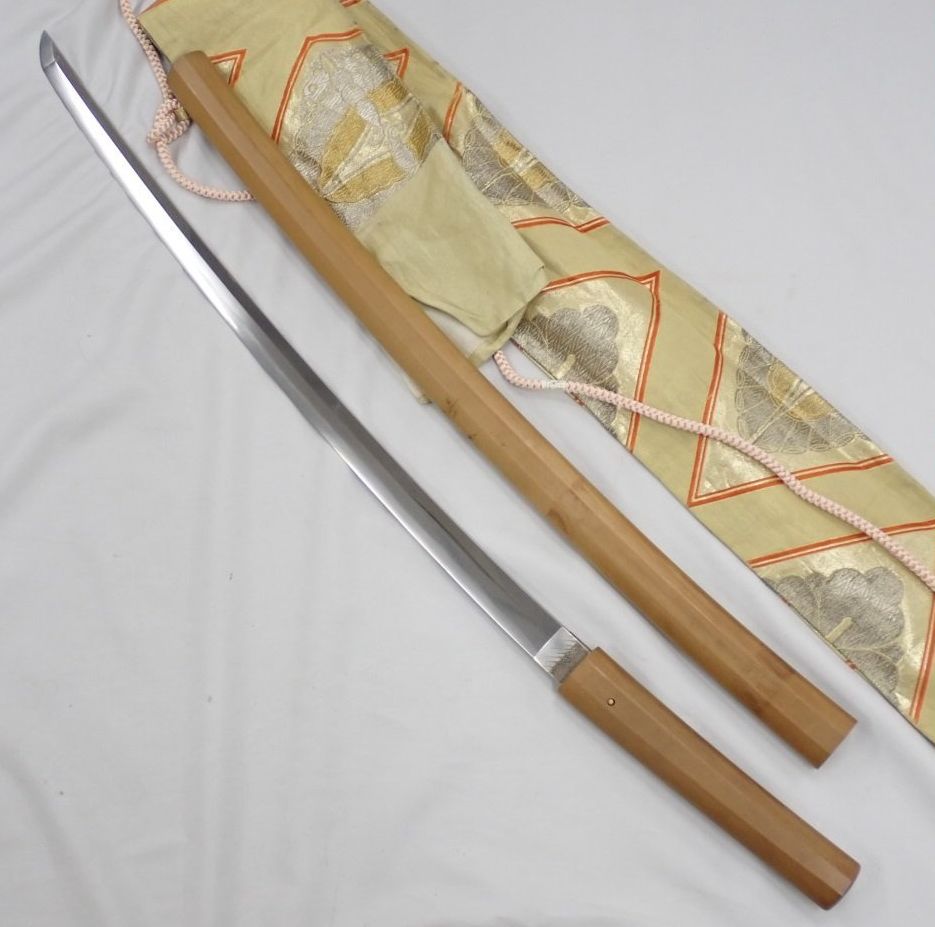 日本刀/刀 在銘 井上真改 刃長約68.5cm/鞘・柄・登録証・刀袋付き