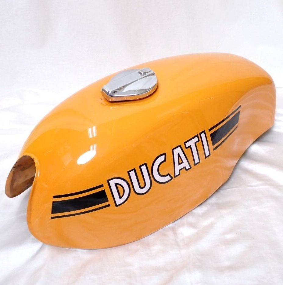 DUCATI/ドゥカティ シングル用 タンク/1972～1974年